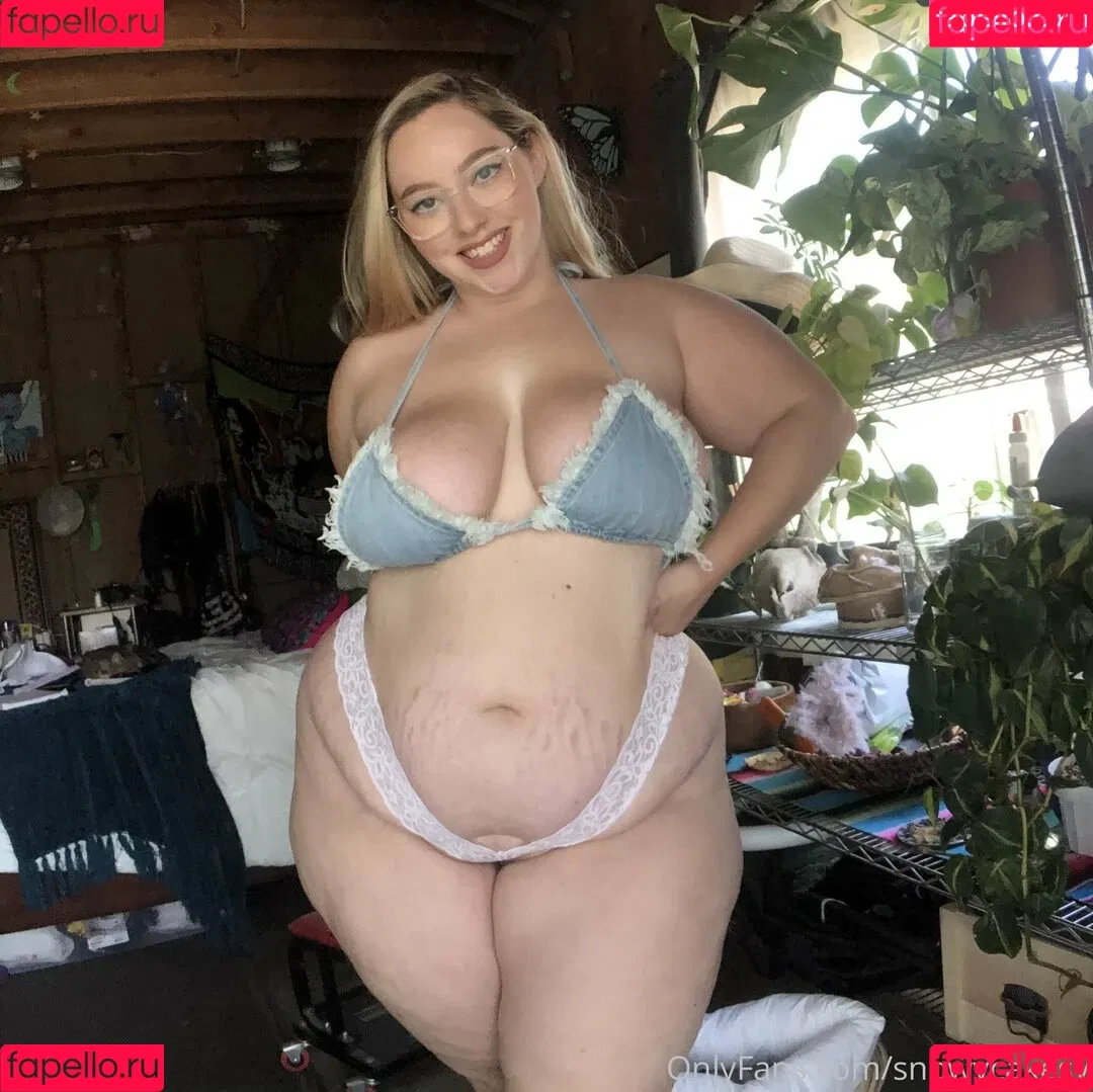 snowycakesy Onlyfans Photo Gallery 