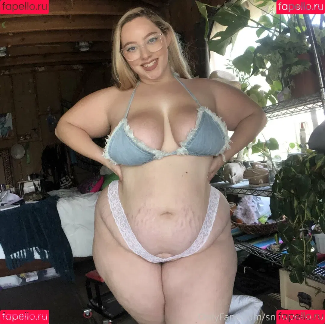 snowycakesy Onlyfans Photo Gallery 