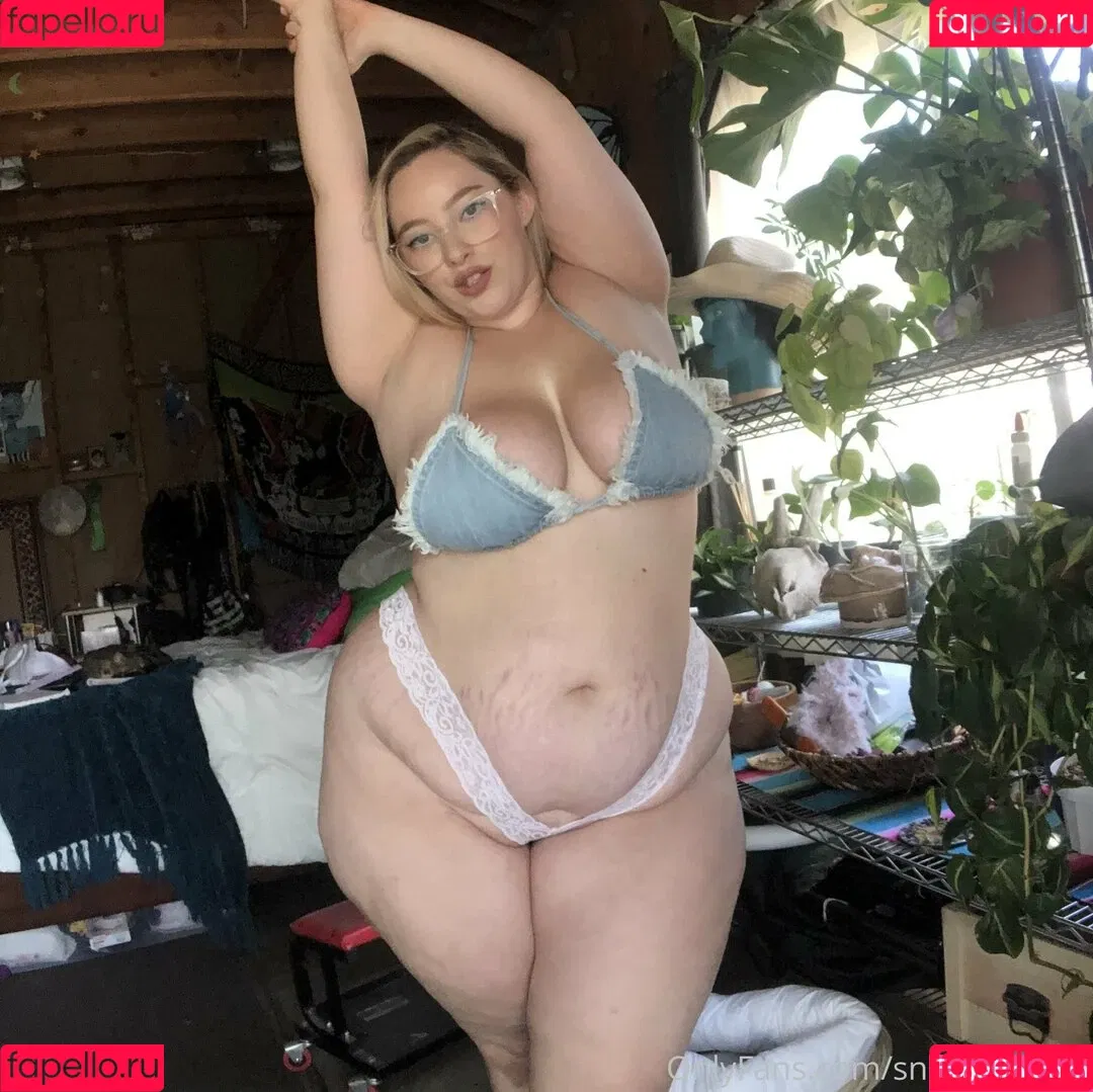 snowycakesy Onlyfans Photo Gallery 