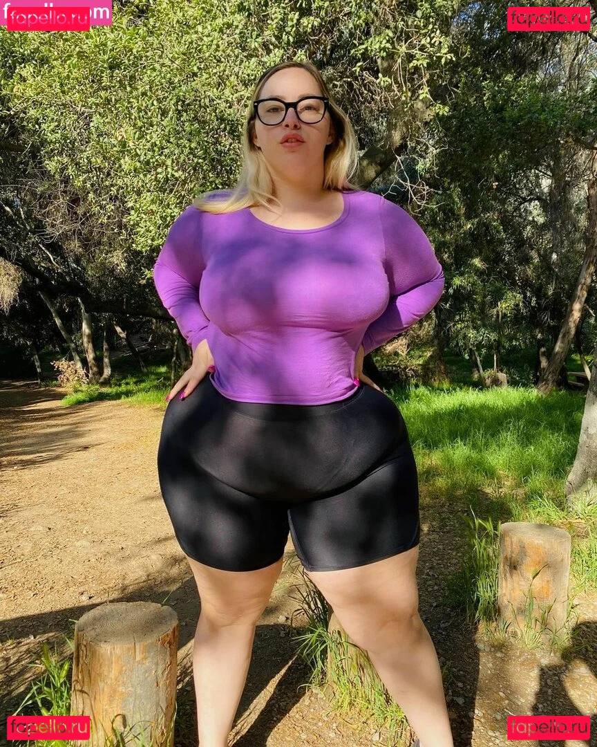 snowycakesy Onlyfans Photo Gallery 