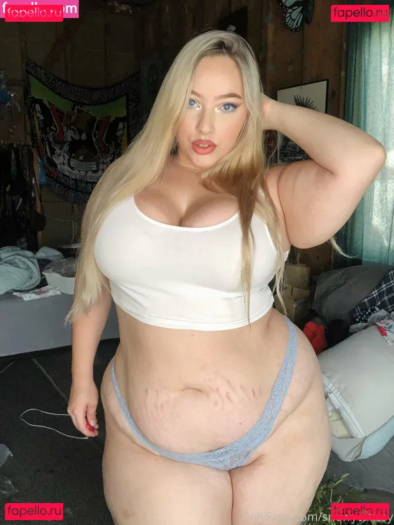 snowycakesy Onlyfans Photo Gallery 