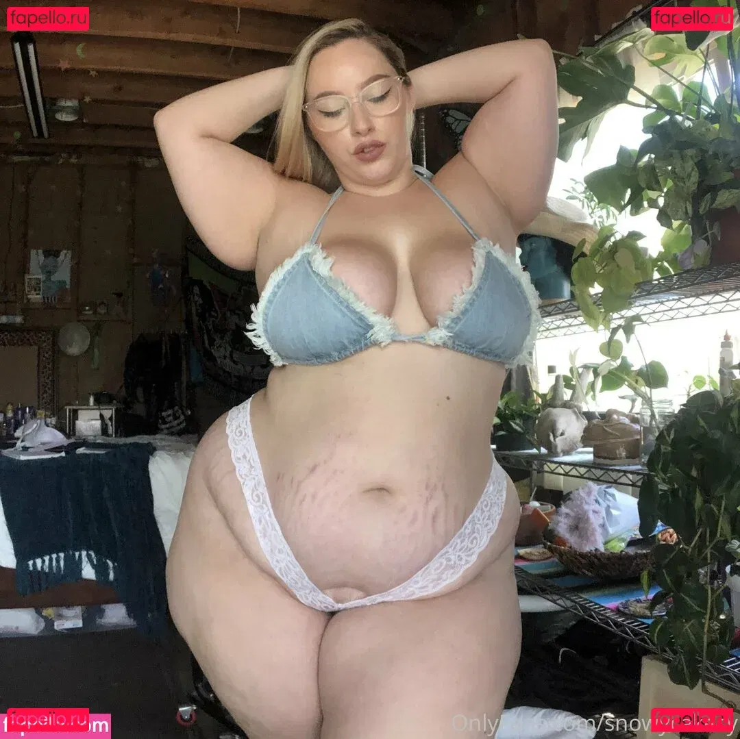 snowycakesy Onlyfans Photo Gallery 