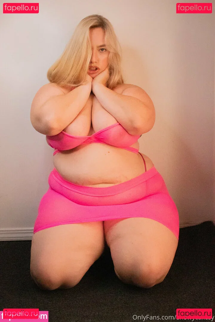 snowycakesy Onlyfans Photo Gallery 