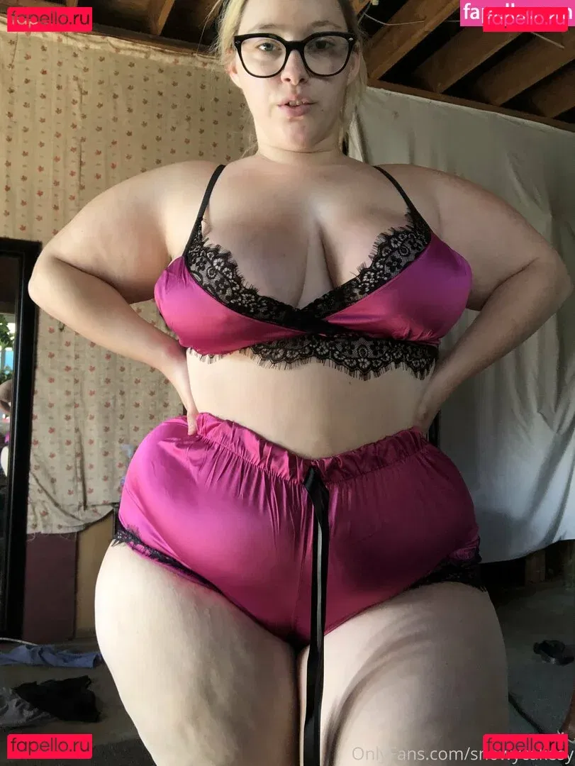 snowycakesy Onlyfans Photo Gallery 