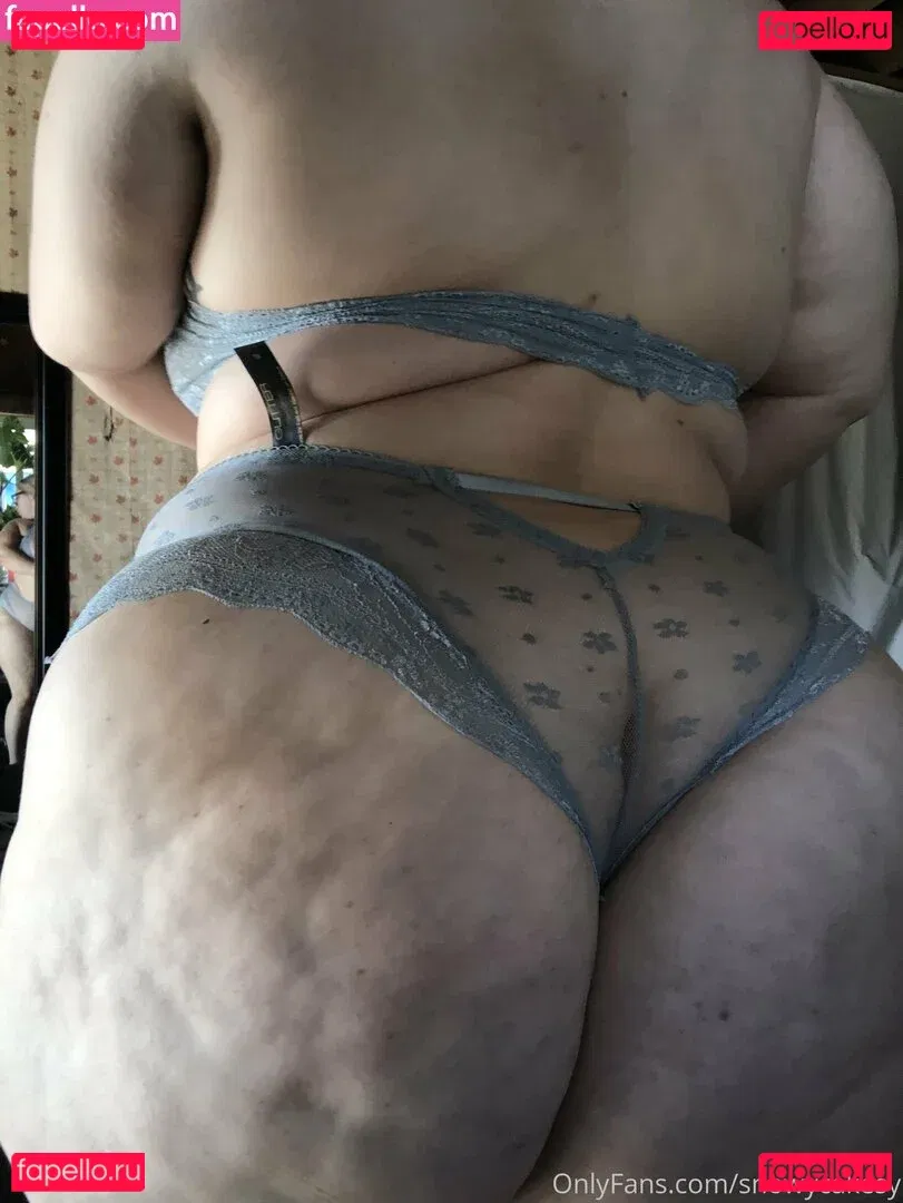 snowycakesy Onlyfans Photo Gallery 