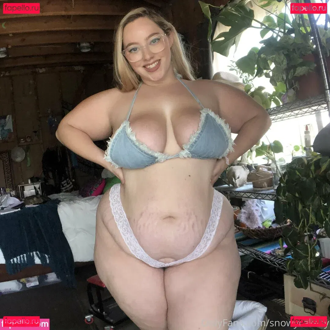 snowycakesy Onlyfans Photo Gallery 