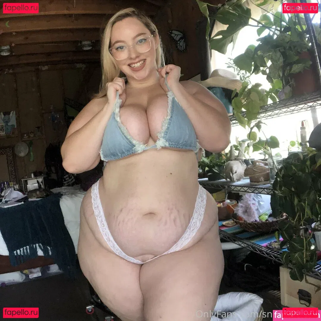 snowycakesy Onlyfans Photo Gallery 