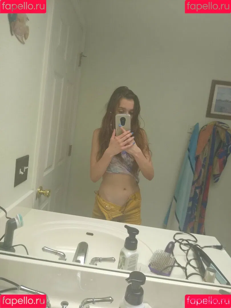 emmthequeen Onlyfans Photo Gallery 