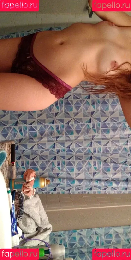 emmthequeen Onlyfans Photo Gallery 