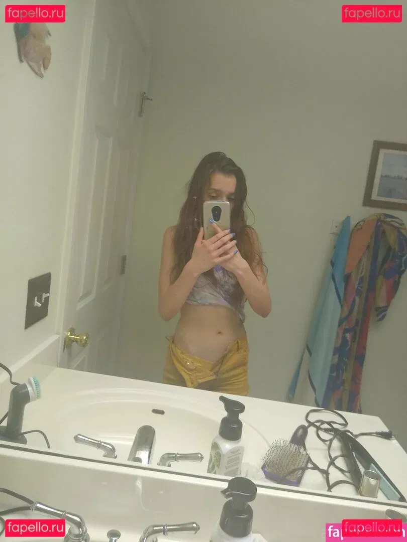 emmthequeen Onlyfans Photo Gallery 