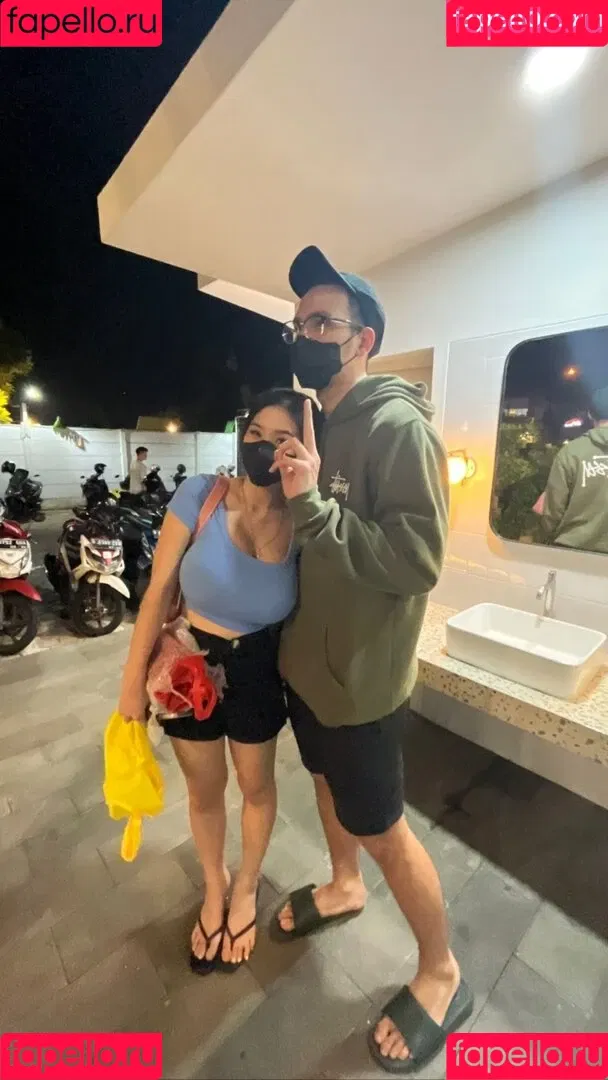 Anastasya Khosasih Onlyfans Photo Gallery 