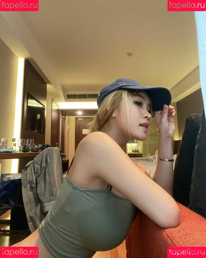 Anastasya Khosasih Onlyfans Photo Gallery 