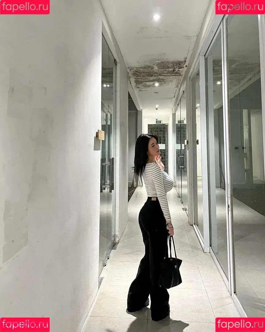 Anastasya Khosasih Onlyfans Photo Gallery 