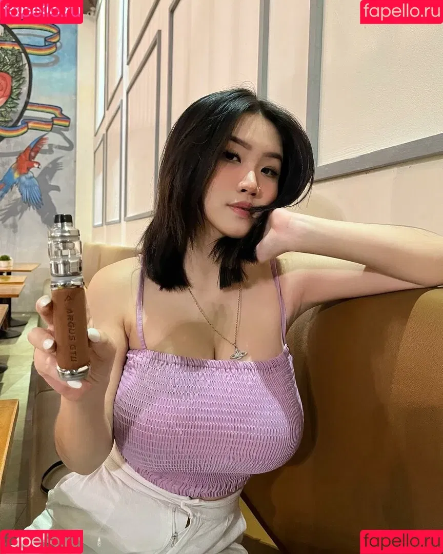 Anastasya Khosasih Onlyfans Photo Gallery 