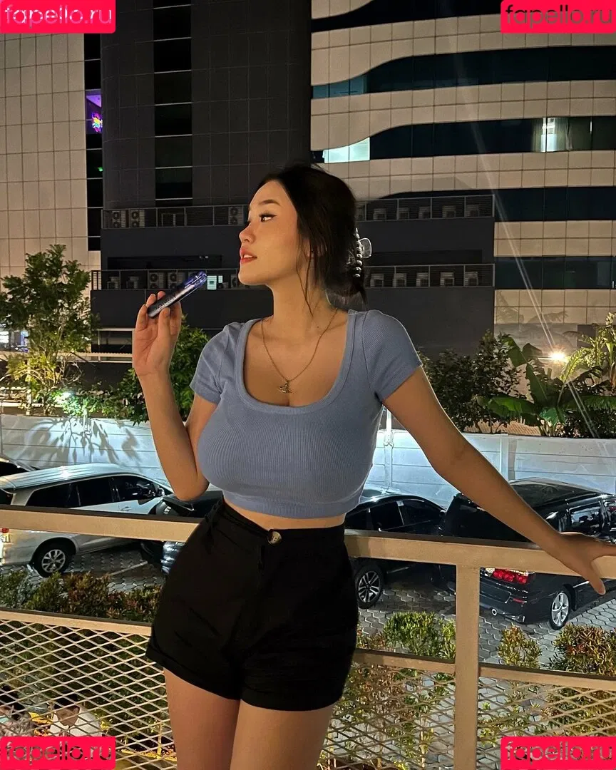 Anastasya Khosasih Onlyfans Photo Gallery 