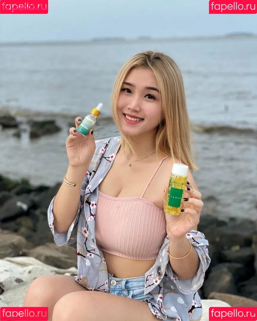 Anastasya Khosasih Onlyfans Photo Gallery 