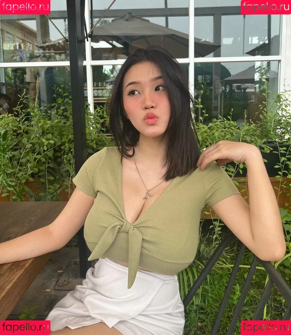 Anastasya Khosasih Onlyfans Photo Gallery 