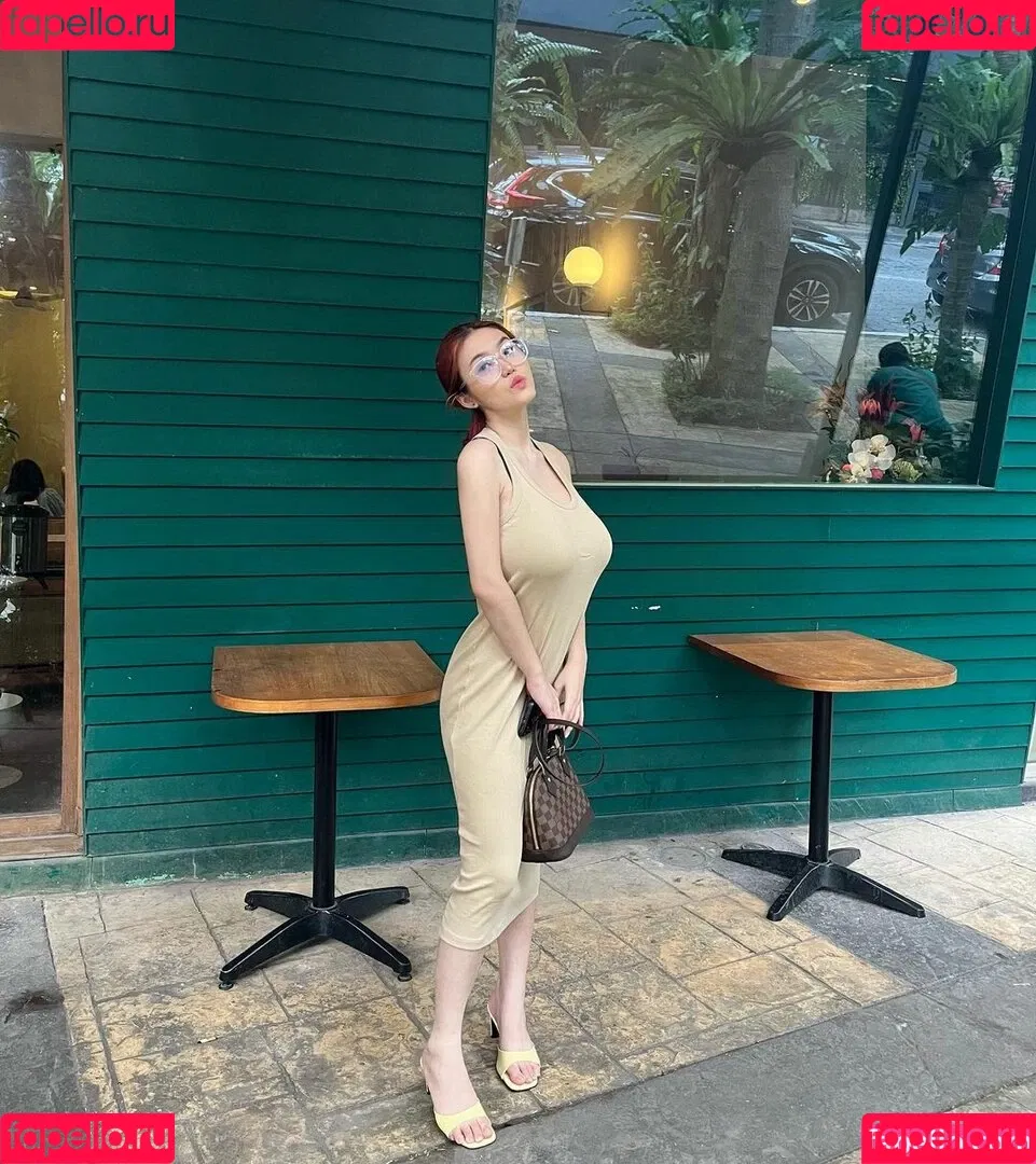 Anastasya Khosasih Onlyfans Photo Gallery 