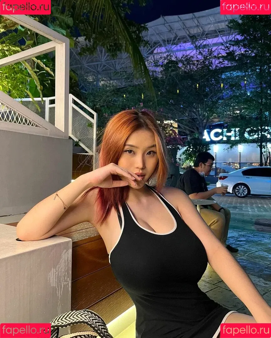 Anastasya Khosasih Onlyfans Photo Gallery 