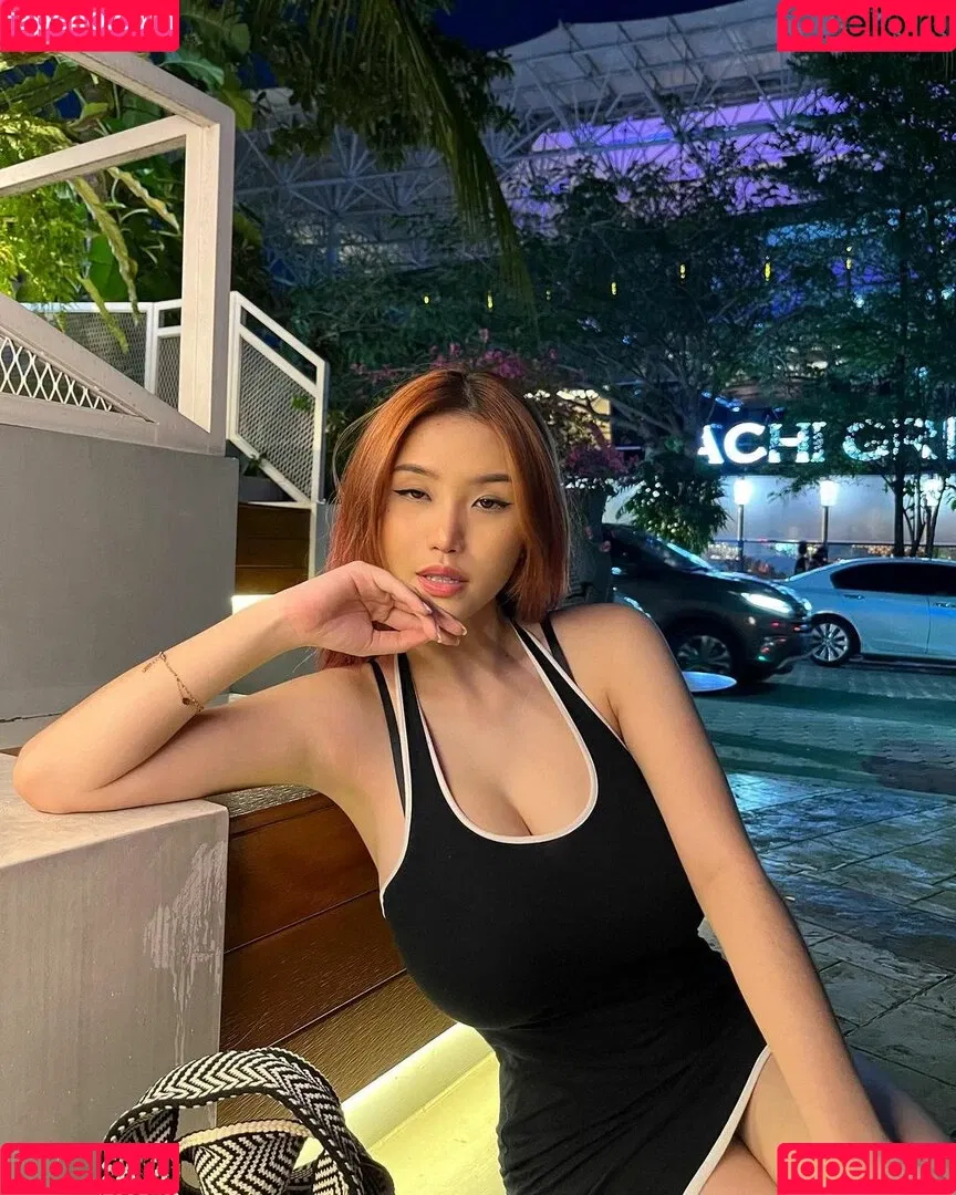 Anastasya Khosasih Onlyfans Photo Gallery 