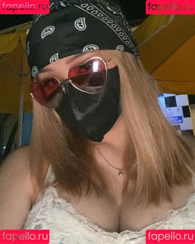 Anastasya Khosasih Onlyfans Photo Gallery 