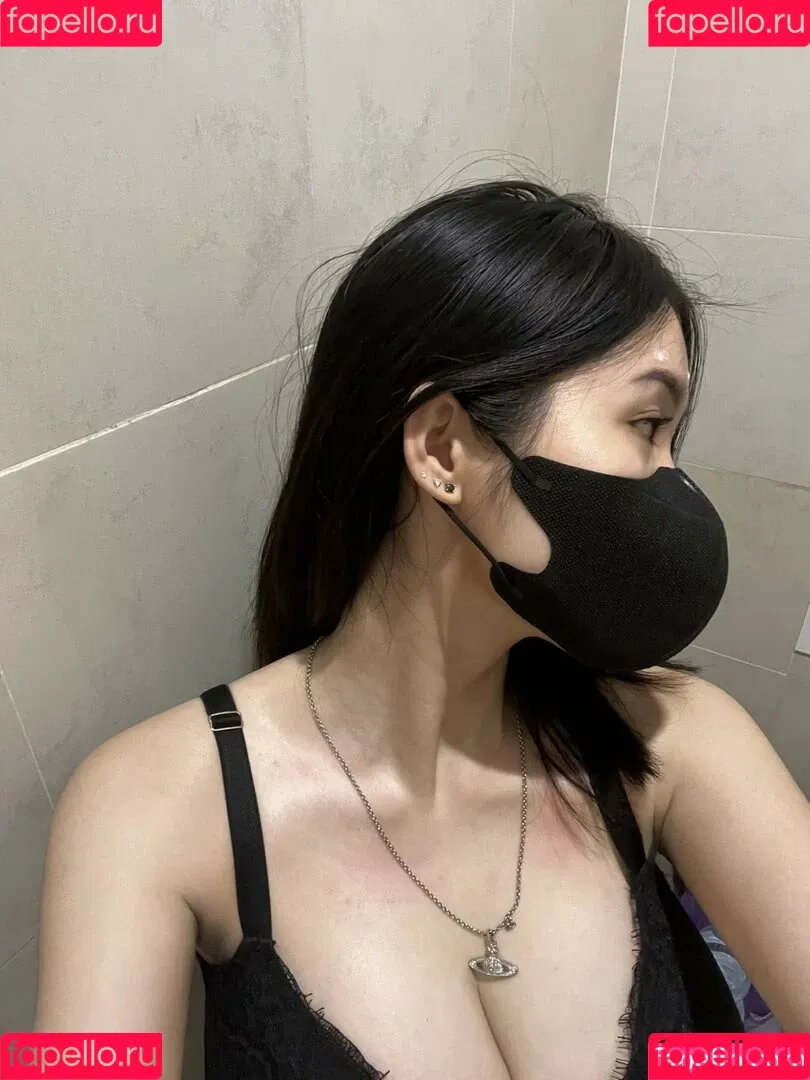 Anastasya Khosasih Onlyfans Photo Gallery 
