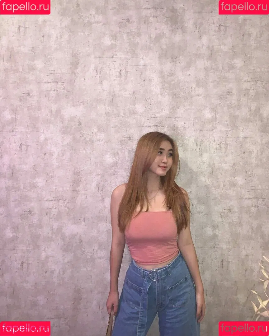 Anastasya Khosasih Onlyfans Photo Gallery 