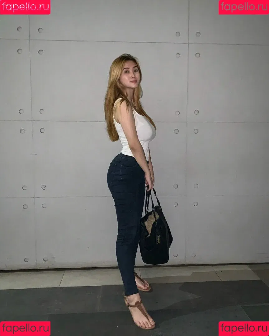 Anastasya Khosasih Onlyfans Photo Gallery 