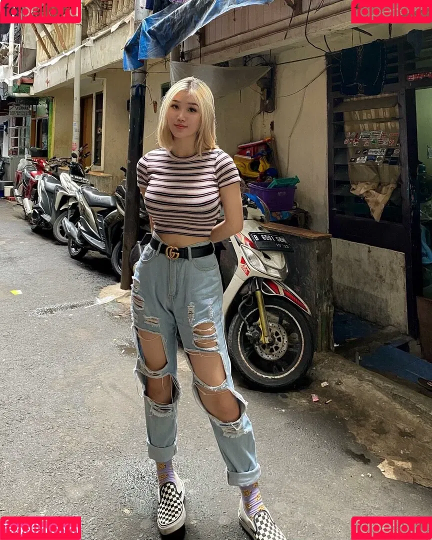 Anastasya Khosasih Onlyfans Photo Gallery 