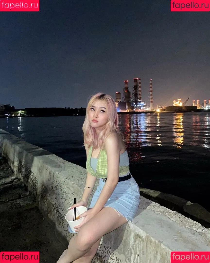 Anastasya Khosasih Onlyfans Photo Gallery 