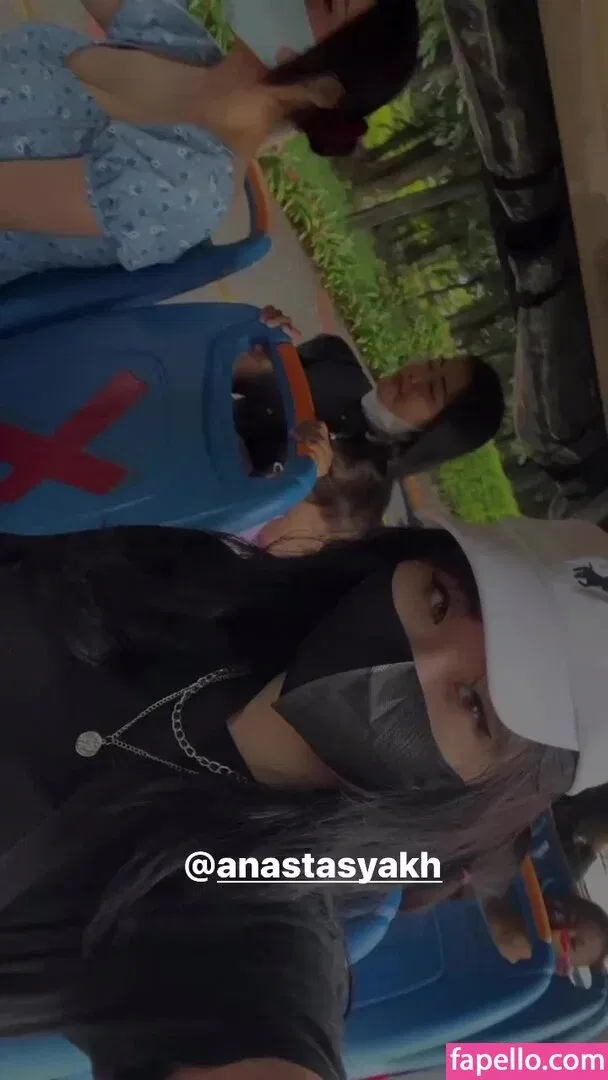 Anastasya Khosasih Onlyfans Photo Gallery 