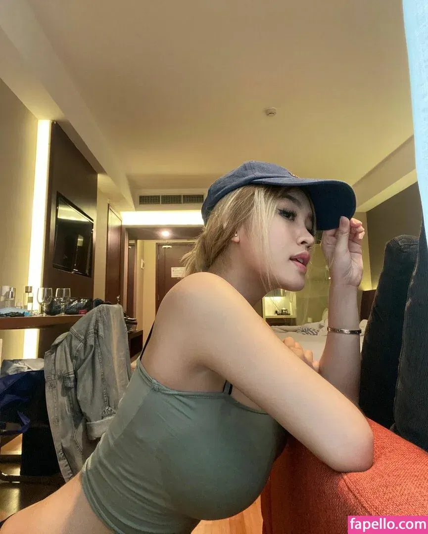 Anastasya Khosasih Onlyfans Photo Gallery 