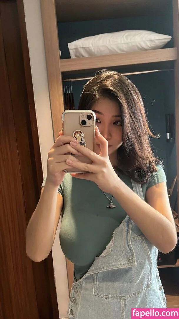 Anastasya Khosasih Onlyfans Photo Gallery 