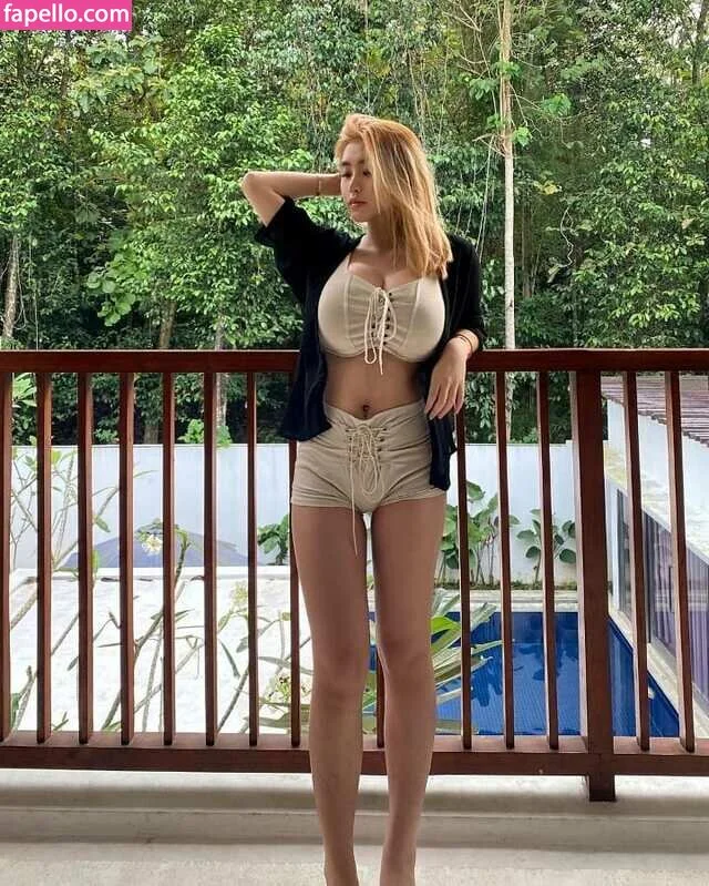 Anastasya Khosasih Onlyfans Photo Gallery 