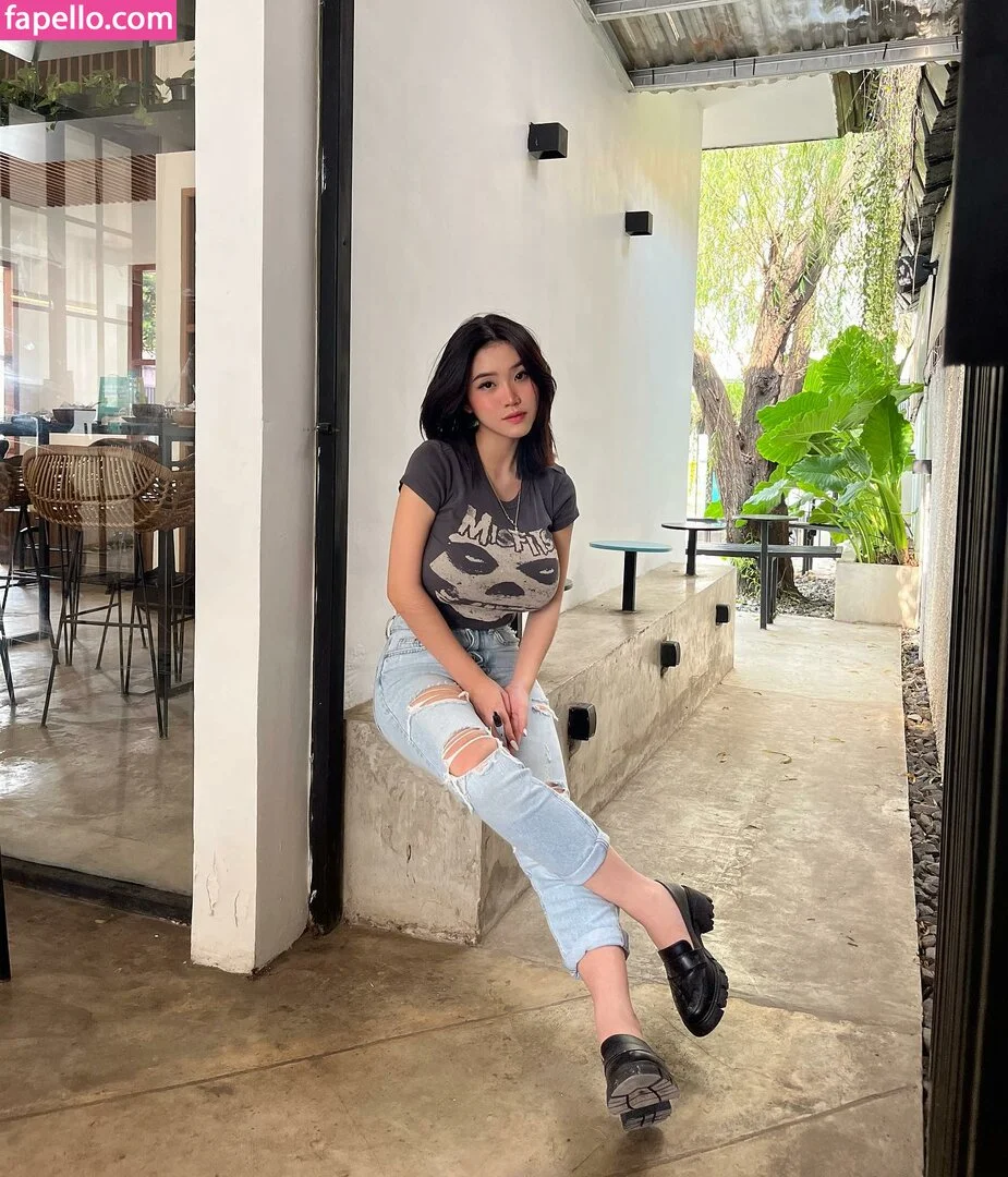 Anastasya Khosasih Onlyfans Photo Gallery 