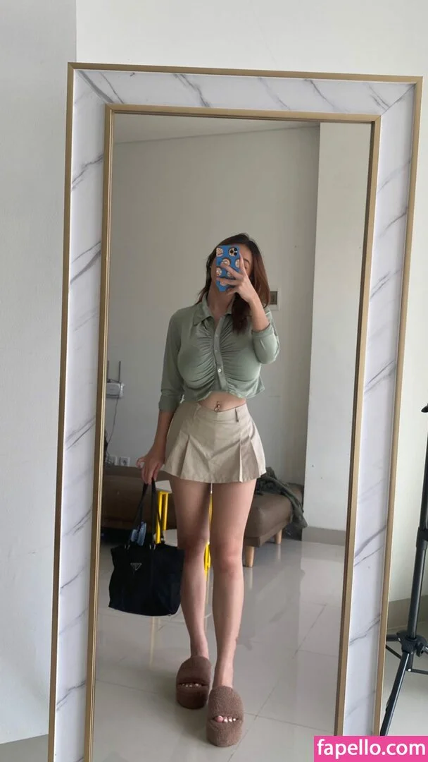 Anastasya Khosasih Onlyfans Photo Gallery 