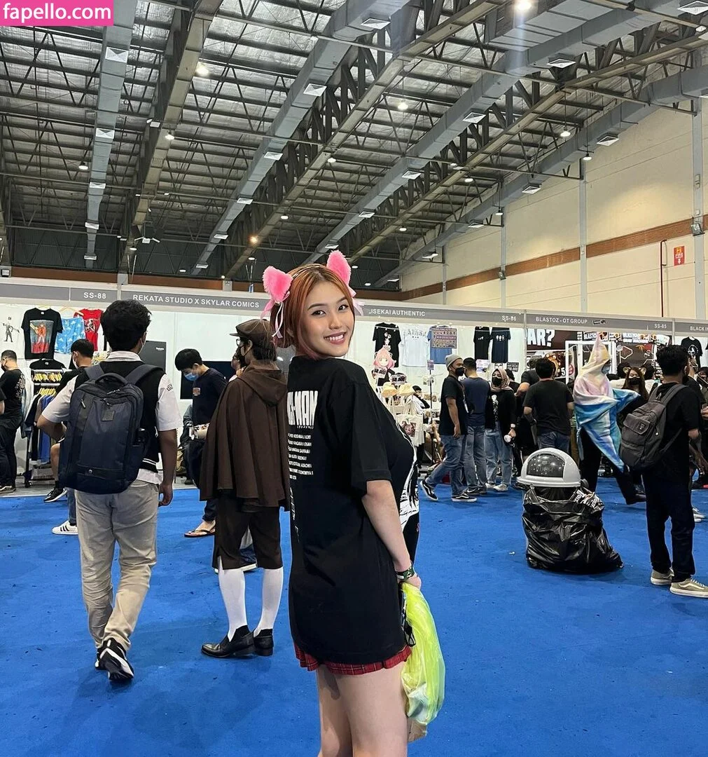 Anastasya Khosasih Onlyfans Photo Gallery 