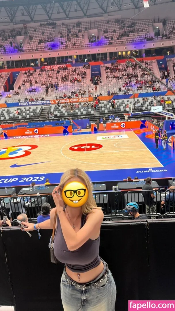 Anastasya Khosasih Onlyfans Photo Gallery 