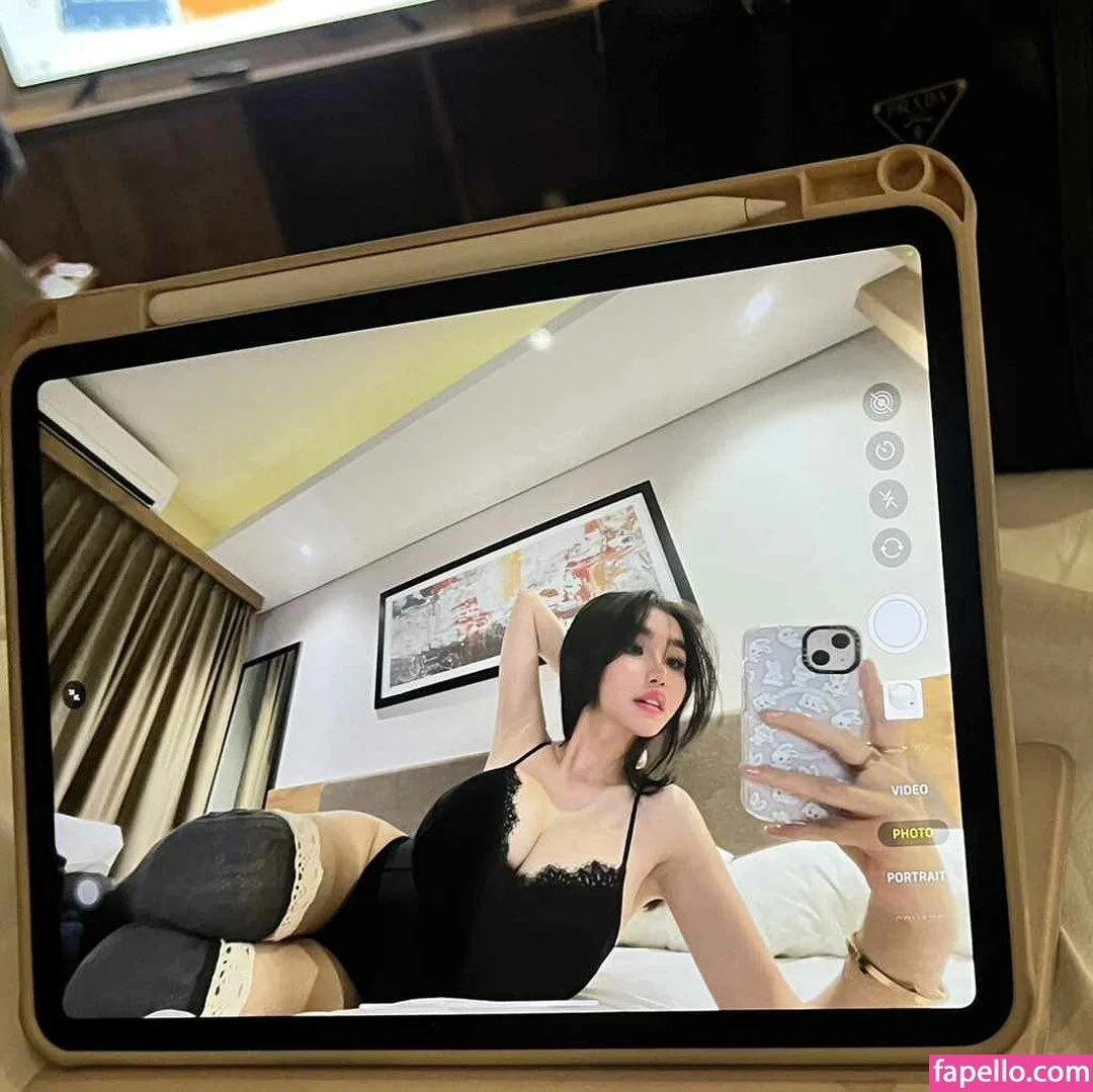 Anastasya Khosasih Onlyfans Photo Gallery 