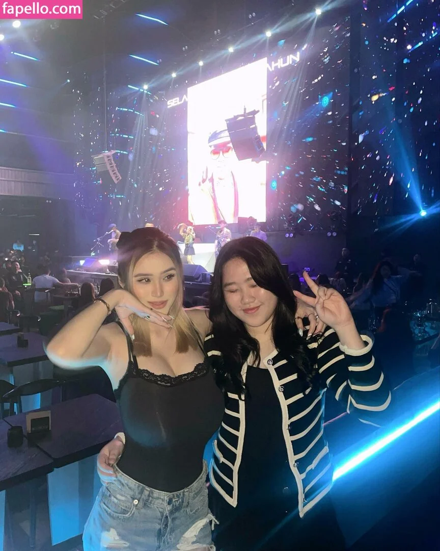 Anastasya Khosasih Onlyfans Photo Gallery 