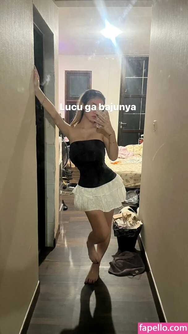 Anastasya Khosasih Onlyfans Photo Gallery 