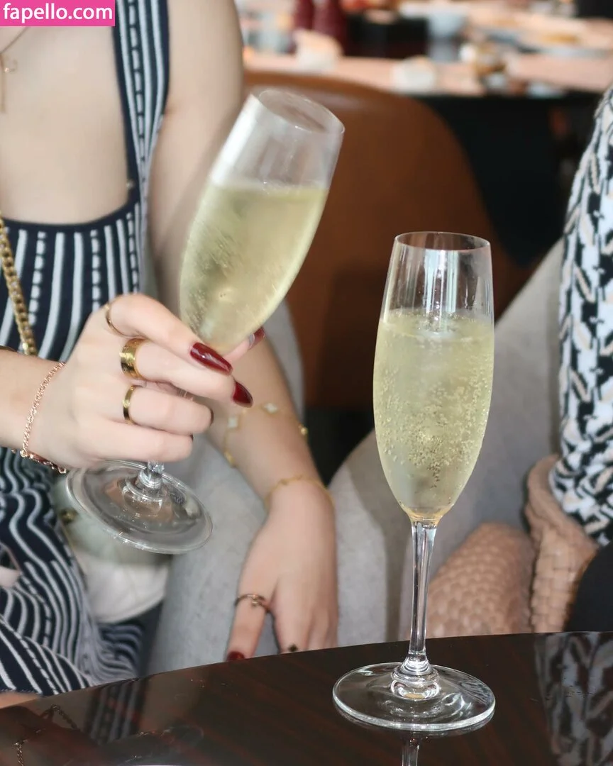 Anastasya Khosasih Onlyfans Photo Gallery 