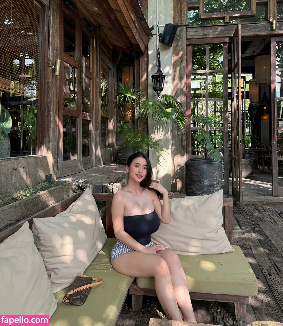 Anastasya Khosasih Onlyfans Photo Gallery 