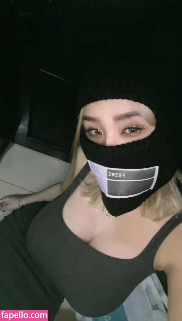 Anastasya Khosasih Onlyfans Photo Gallery 