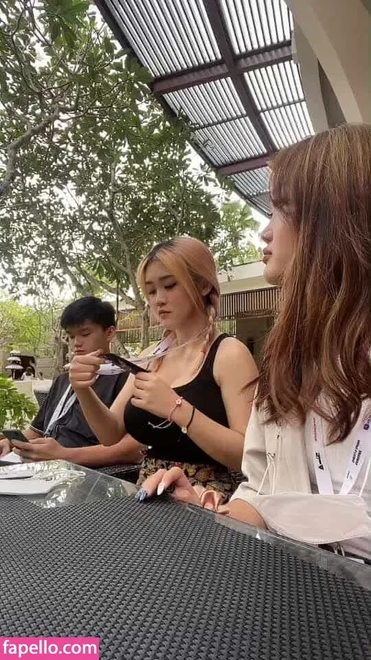 Anastasya Khosasih Onlyfans Photo Gallery 