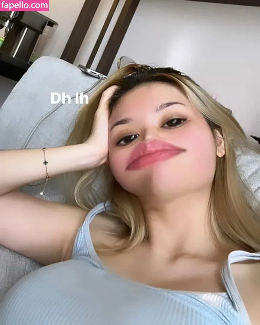 Anastasya Khosasih Onlyfans Photo Gallery 