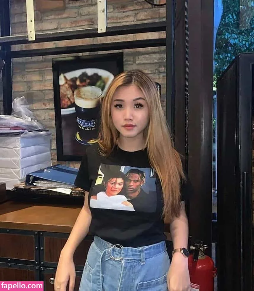 Anastasya Khosasih Onlyfans Photo Gallery 