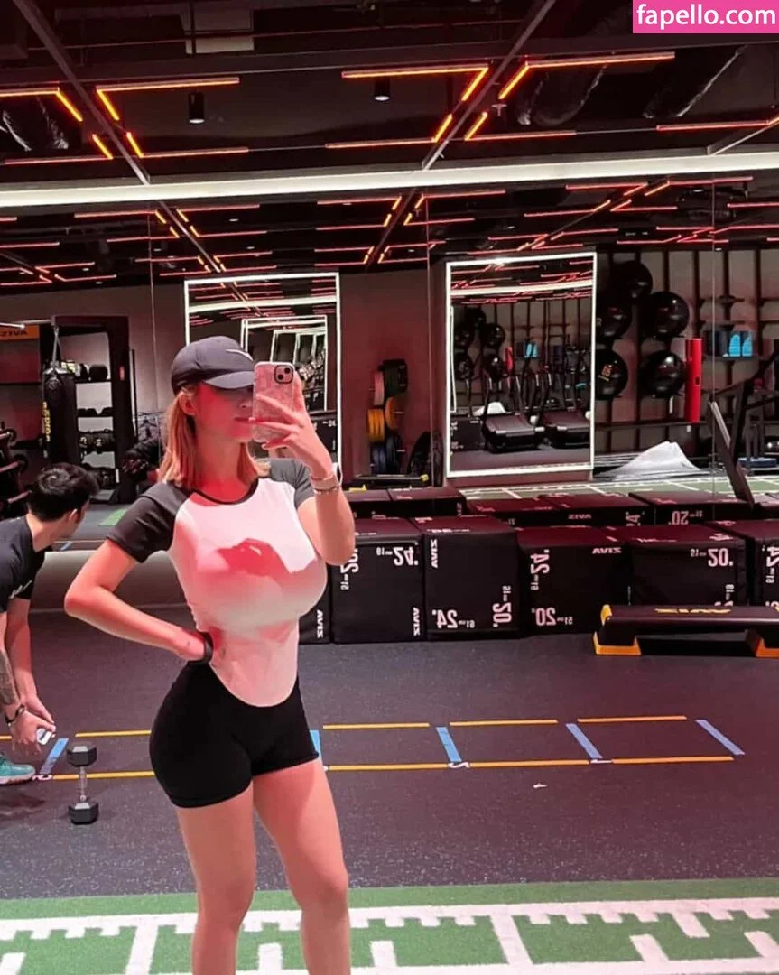 Anastasya Khosasih Onlyfans Photo Gallery 