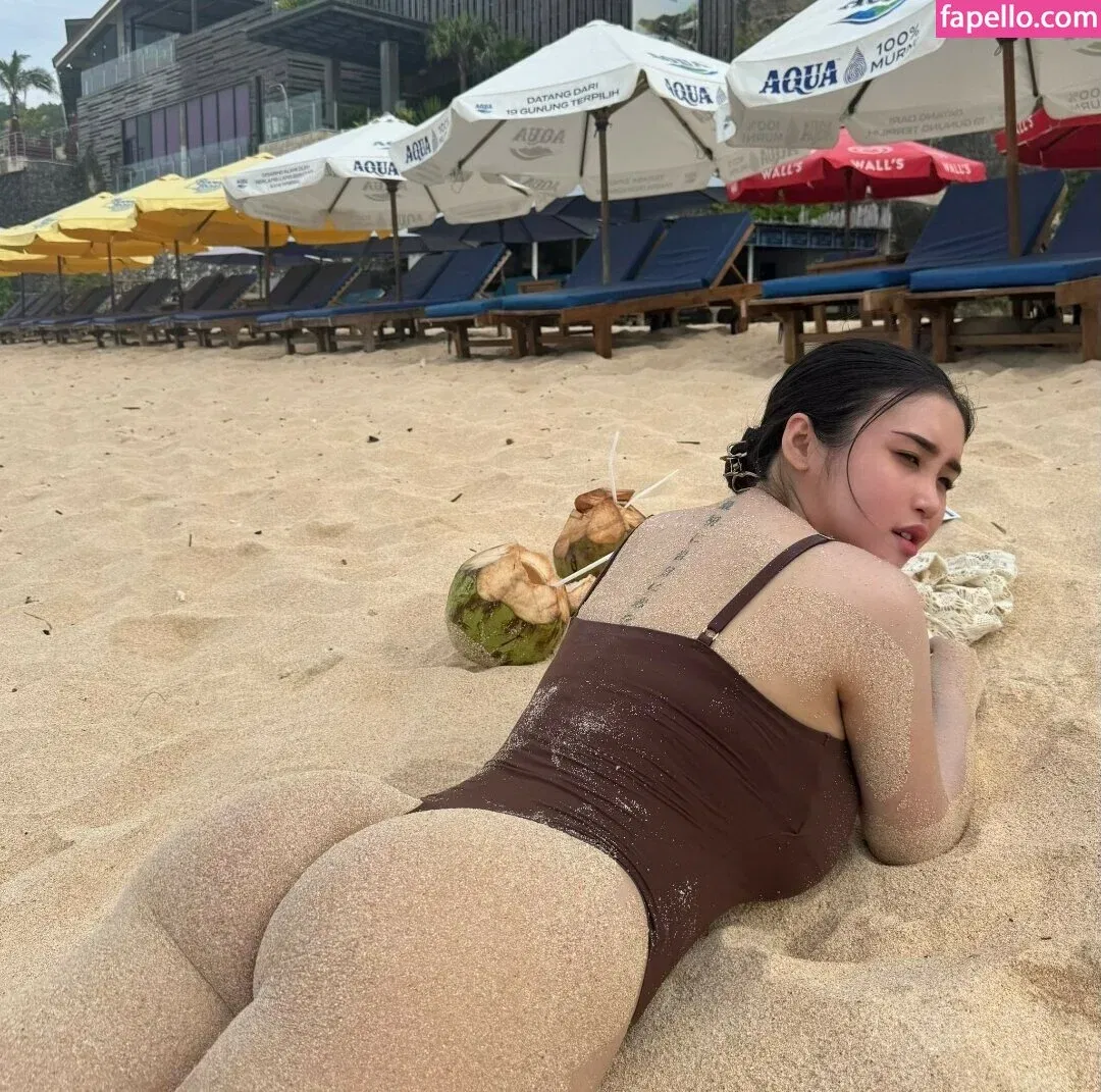 Anastasya Khosasih Onlyfans Photo Gallery 