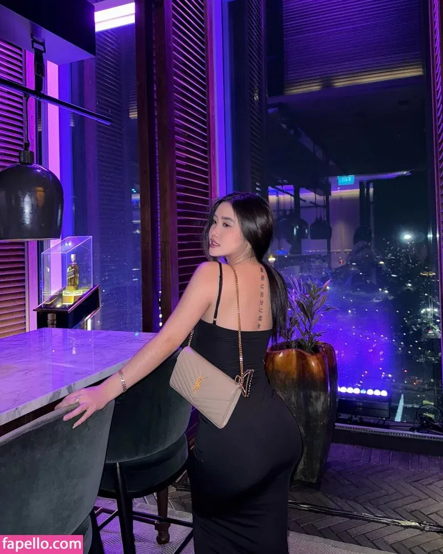 Anastasya Khosasih Onlyfans Photo Gallery 